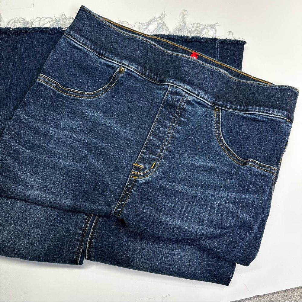 Spanx Ankle Skinny Pull on Stretch Jeans, Raw Hem Tummy Shaping Women's Medium
